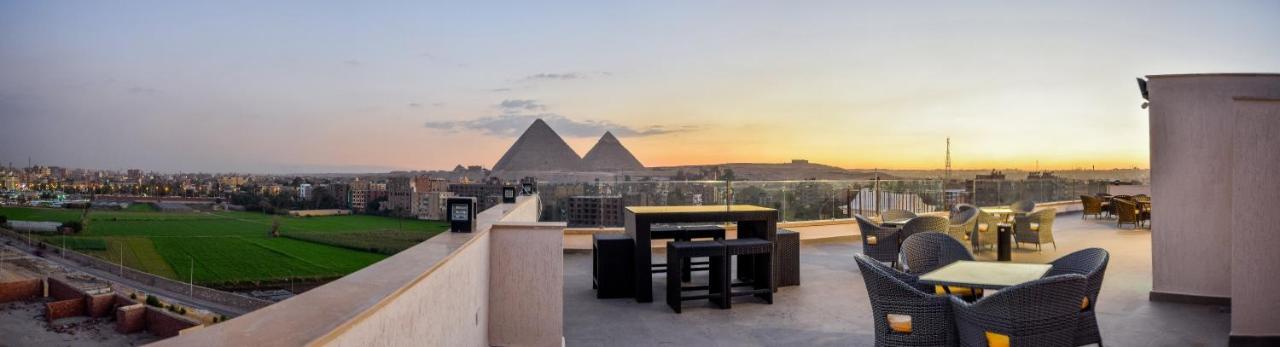 New Pyramid Quen Hotel Cairo Exterior foto