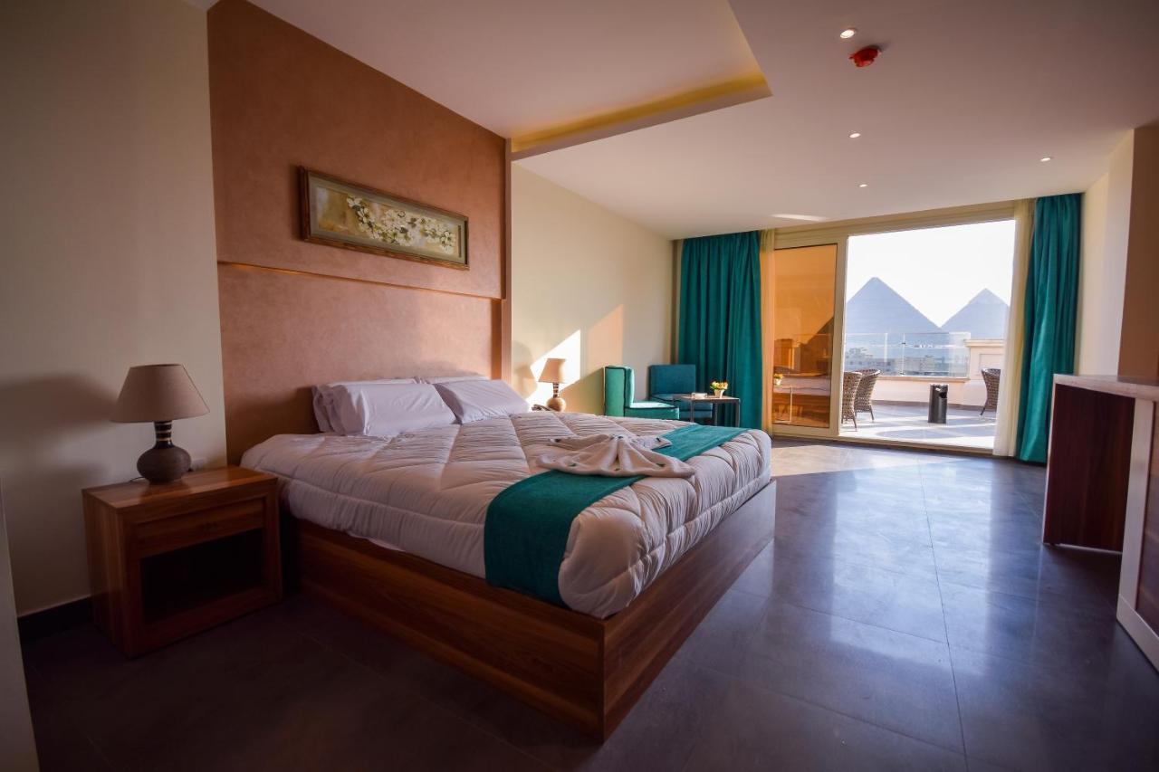 New Pyramid Quen Hotel Cairo Exterior foto