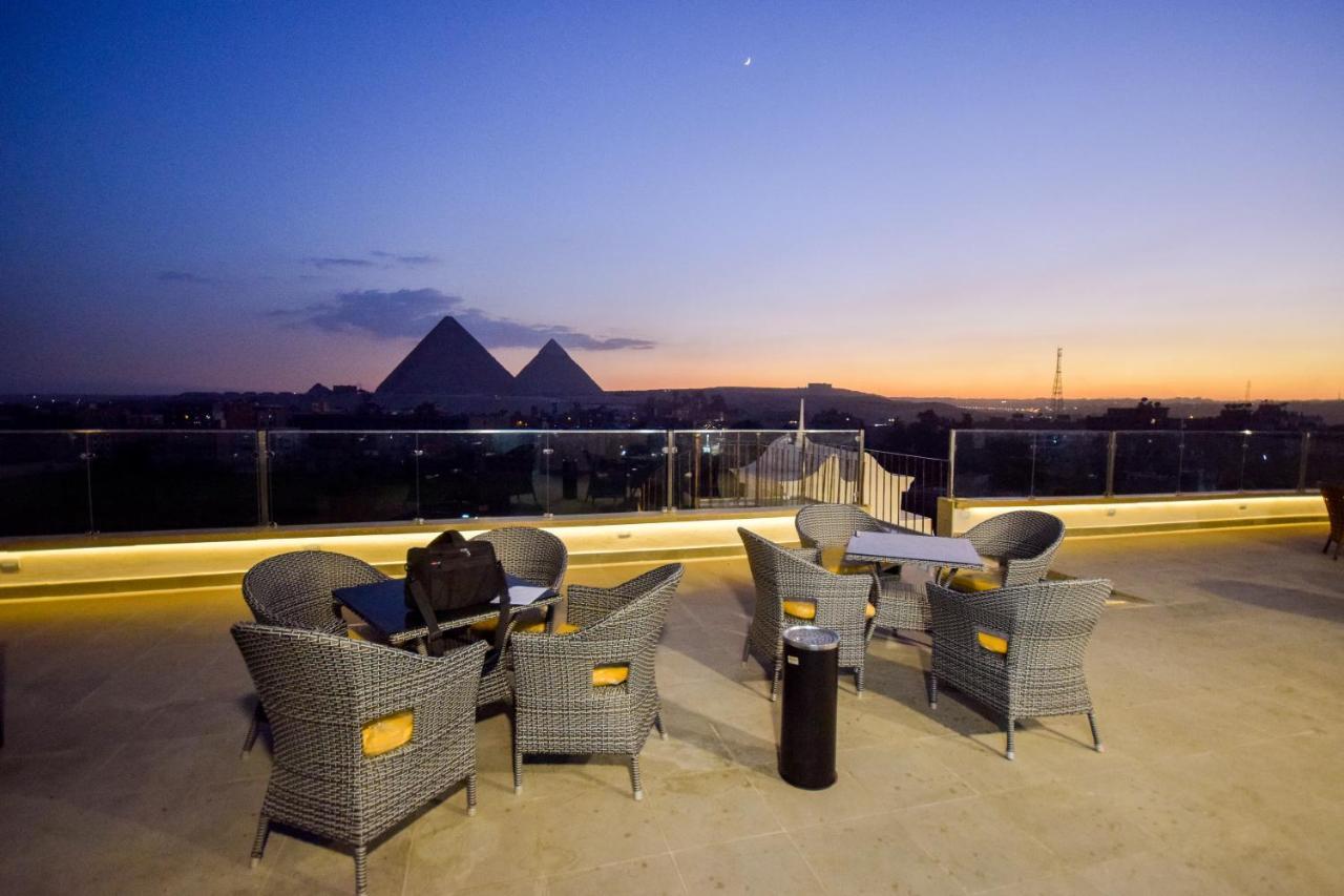 New Pyramid Quen Hotel Cairo Exterior foto