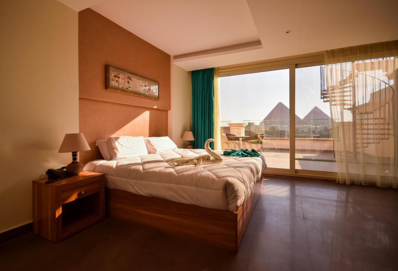 New Pyramid Quen Hotel Cairo Exterior foto